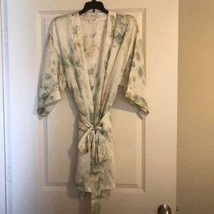 Jenny Yoo Isabella Floral Robe